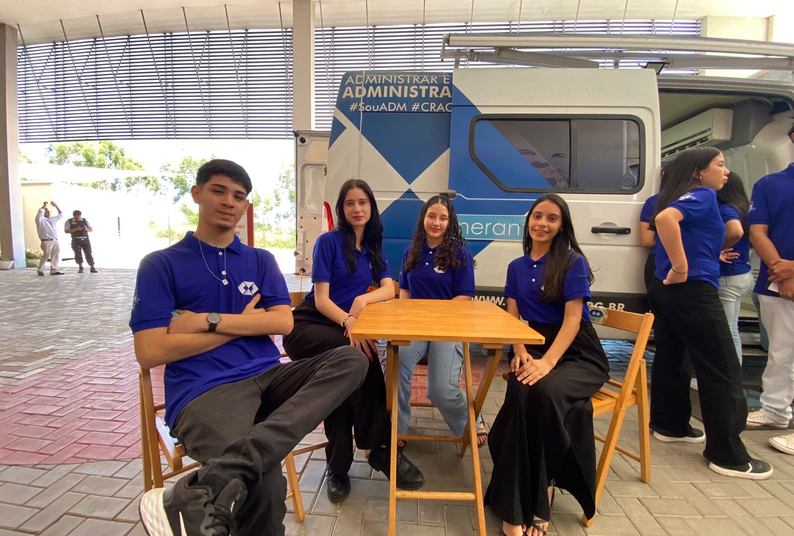 33111064-c82a-4a5d-8532-cd9c4441d316